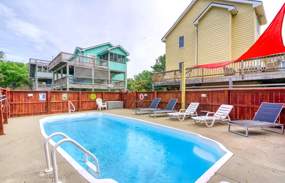 Tiki Joe's Surf Shack 80-K